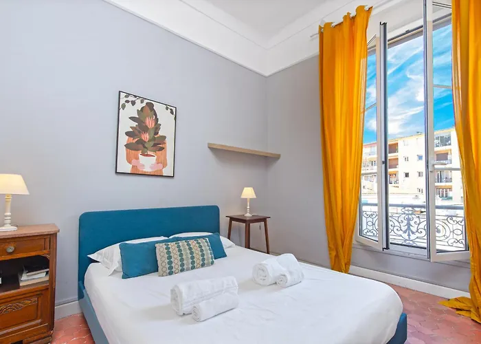 公寓 Le Charme Au Coeur De Menton!