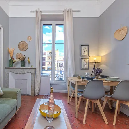 Le Charme Au Coeur De Menton! Appartement