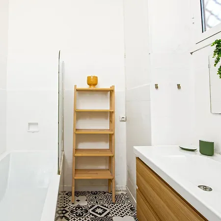 Le Charme Au Coeur De Menton! Appartement