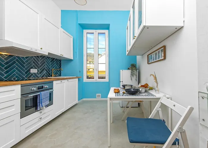 Le Charme Au Coeur De Menton!