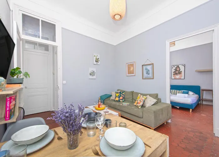 Le Charme Au Coeur De Menton! *